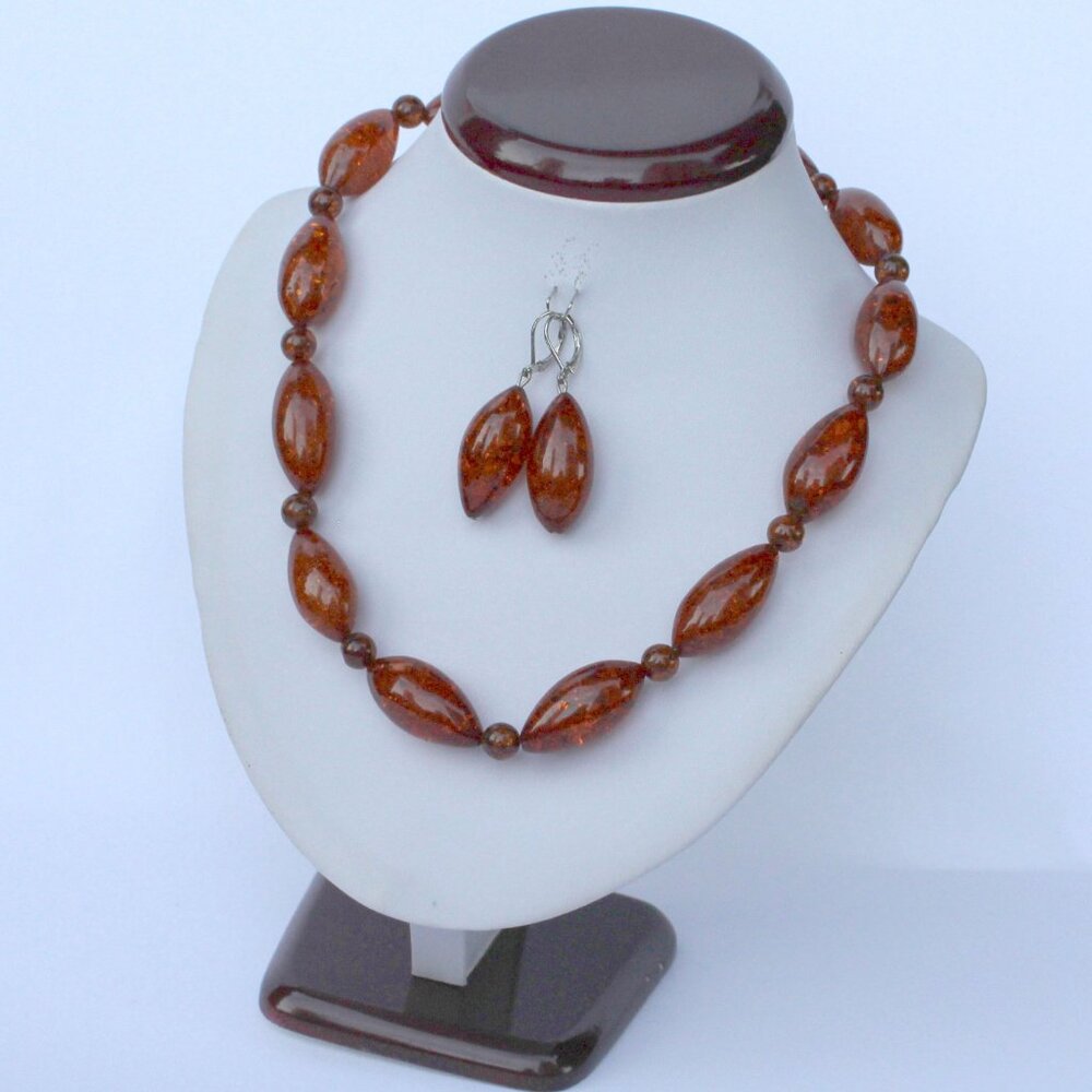Vintage Amber Burgundy Color Necklace & Earrings Set, 18 inches - Picture 2 of 4